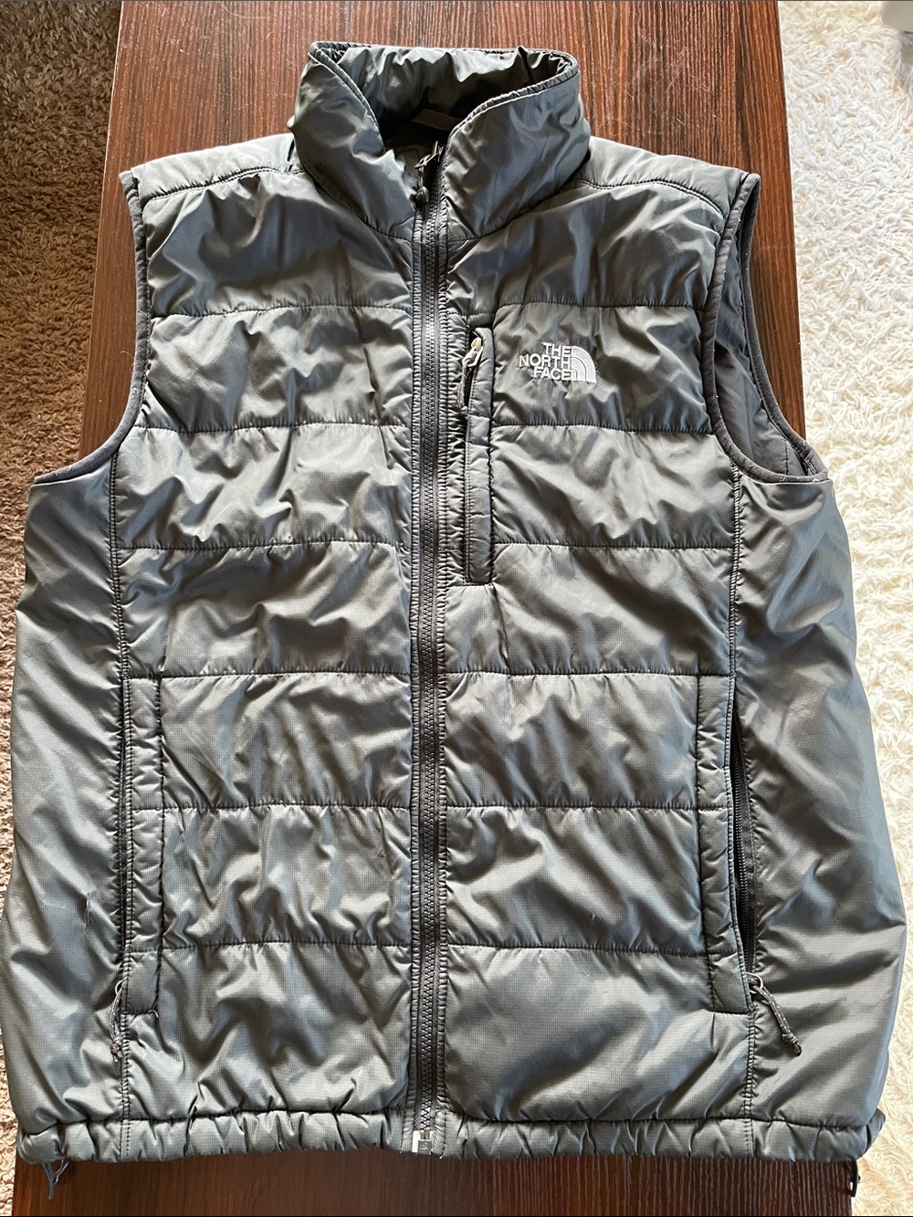 The North Face Men's Gray Quilted Insulated Vest